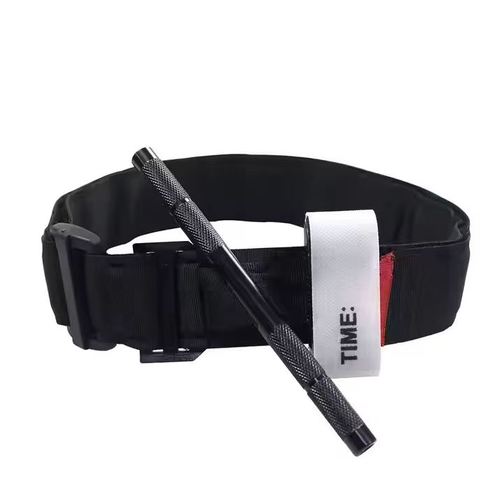 Laccio emostatico CAT per applicazioni di combattimento